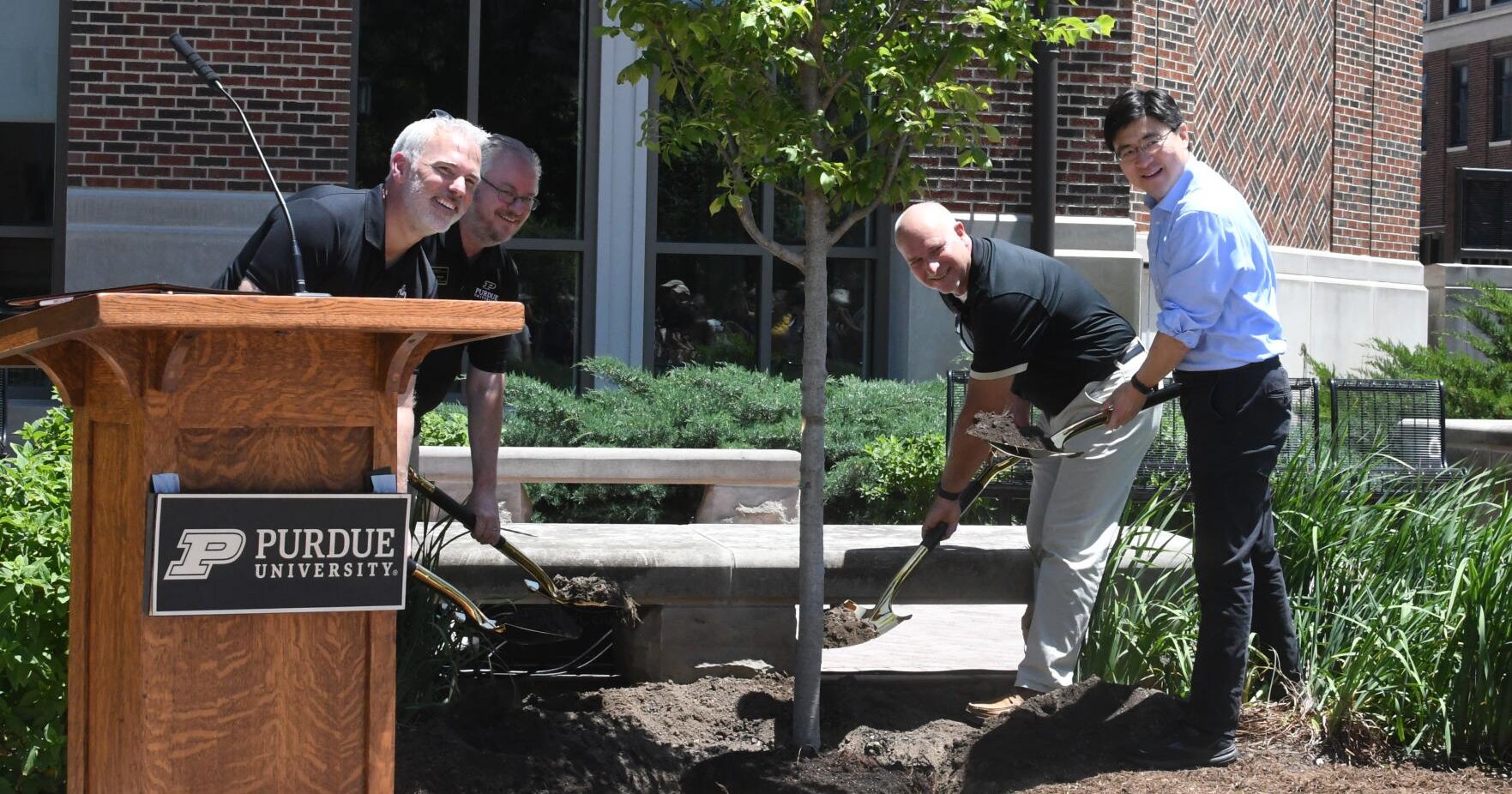 Purdue ends five year plan, plants 3,738th tree - Vimarsana News