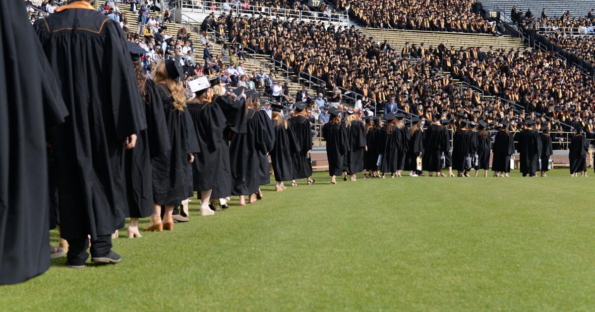 5/14/21 Spring Commencement, Graduate Procession) | Campus ...