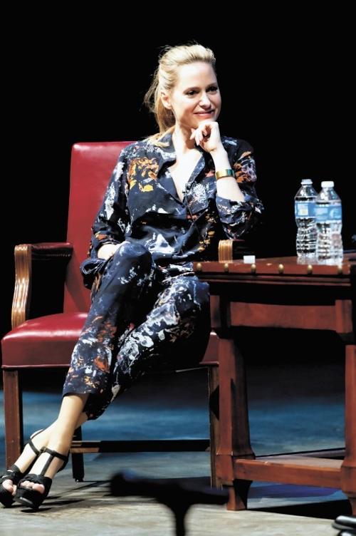 Amputee Athlete Actress Speaks At Loeb Playhouse Campus Purdueexponent Org
