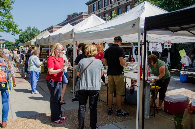 8/30/12 Purdue University Farmer's Market | Campus | purdueexponent.org