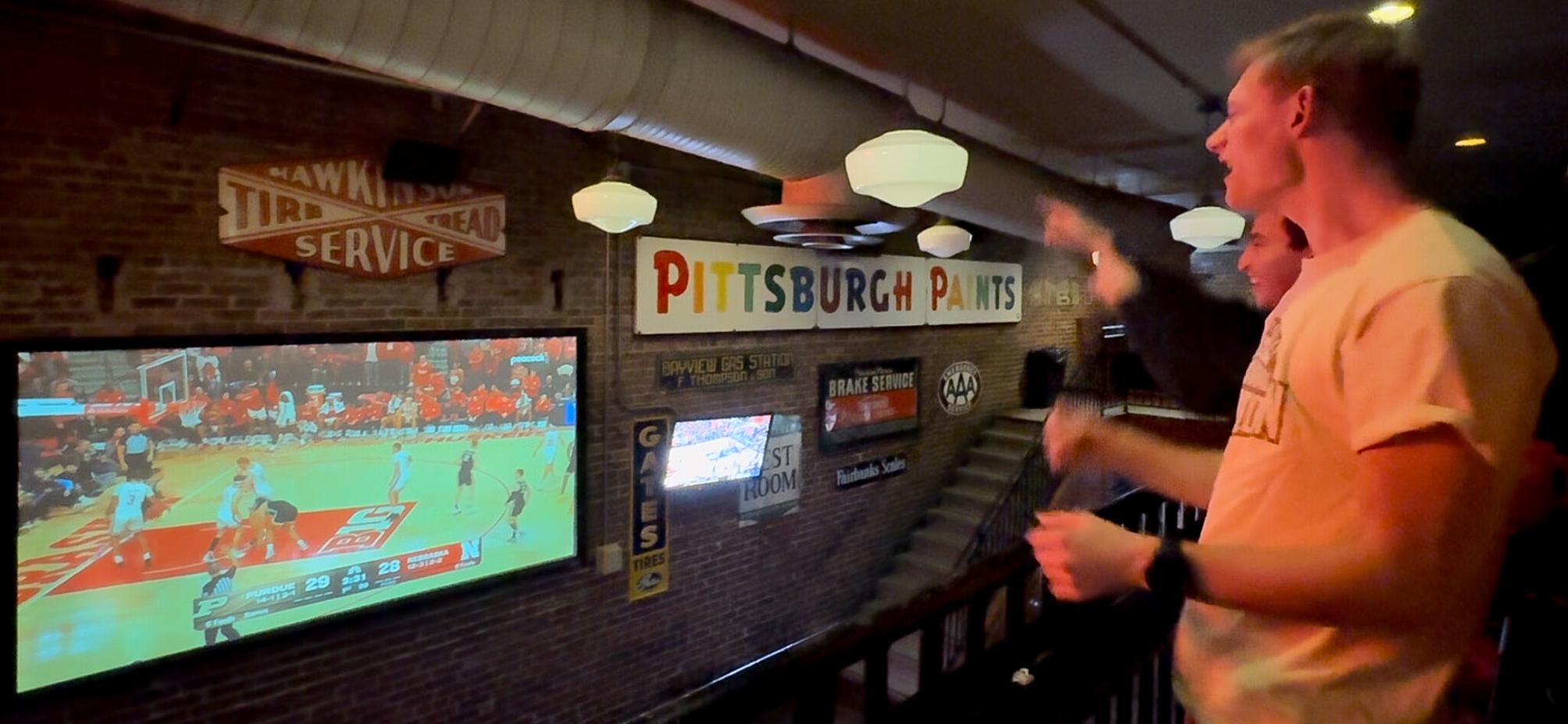 Fans cheer in Brothers Campus