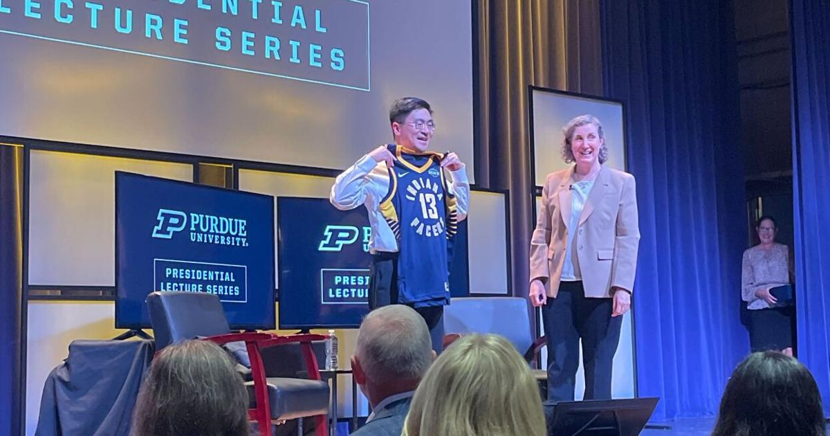 CEO Mel Raines discusses Pacers, Fever, and sports entertainment industry in Presidential Lecture Series