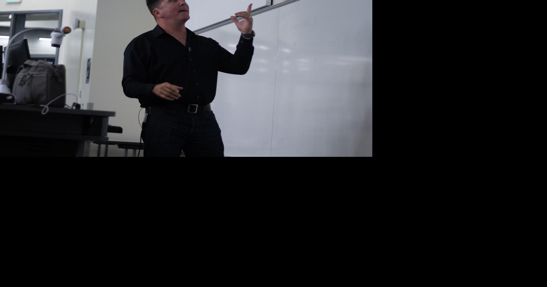 NASA chief engineer talks to aero students | Campus | purdueexponent.org