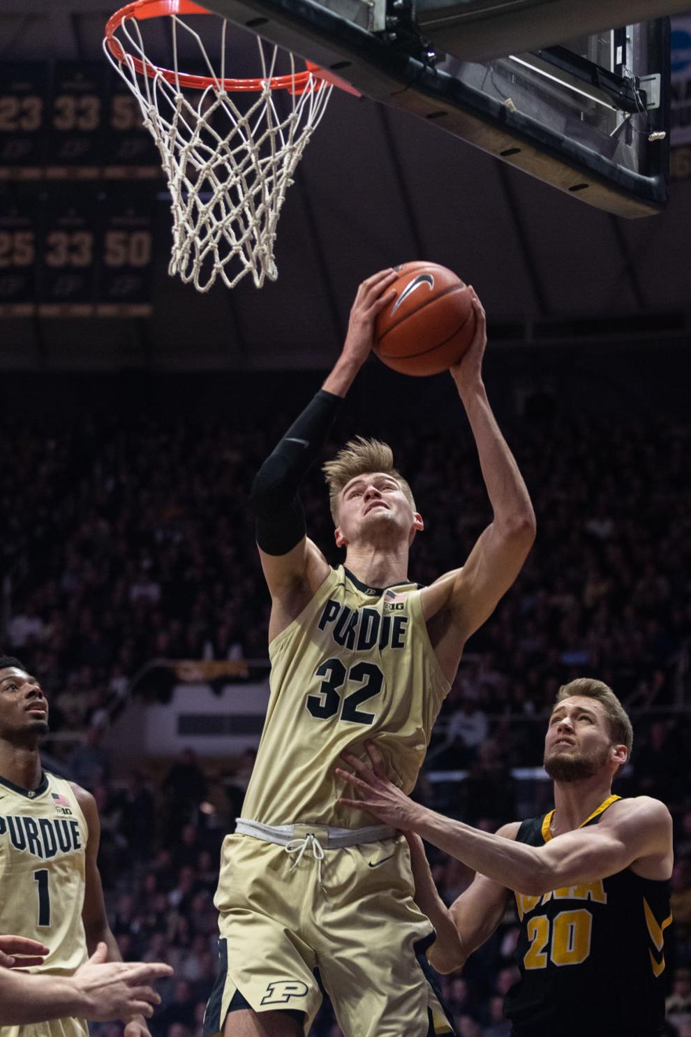 Purdue Men's Basketball Boilers face another ranked opponent tonight