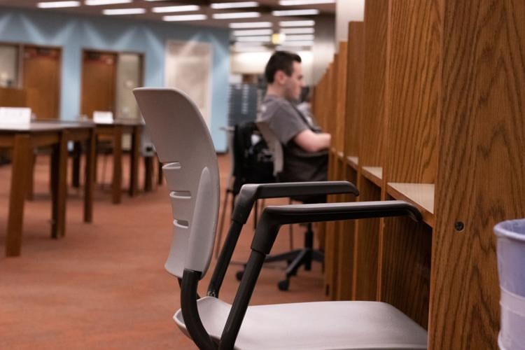 Hicks Library stands mostly empty Campus
