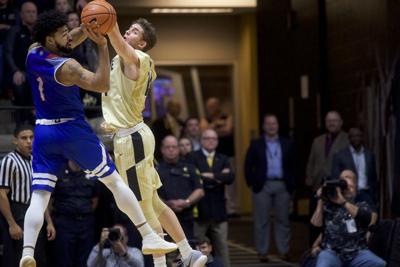 Purdue Men S Basketball Saturday S Opponent Lipscomb Closes Out