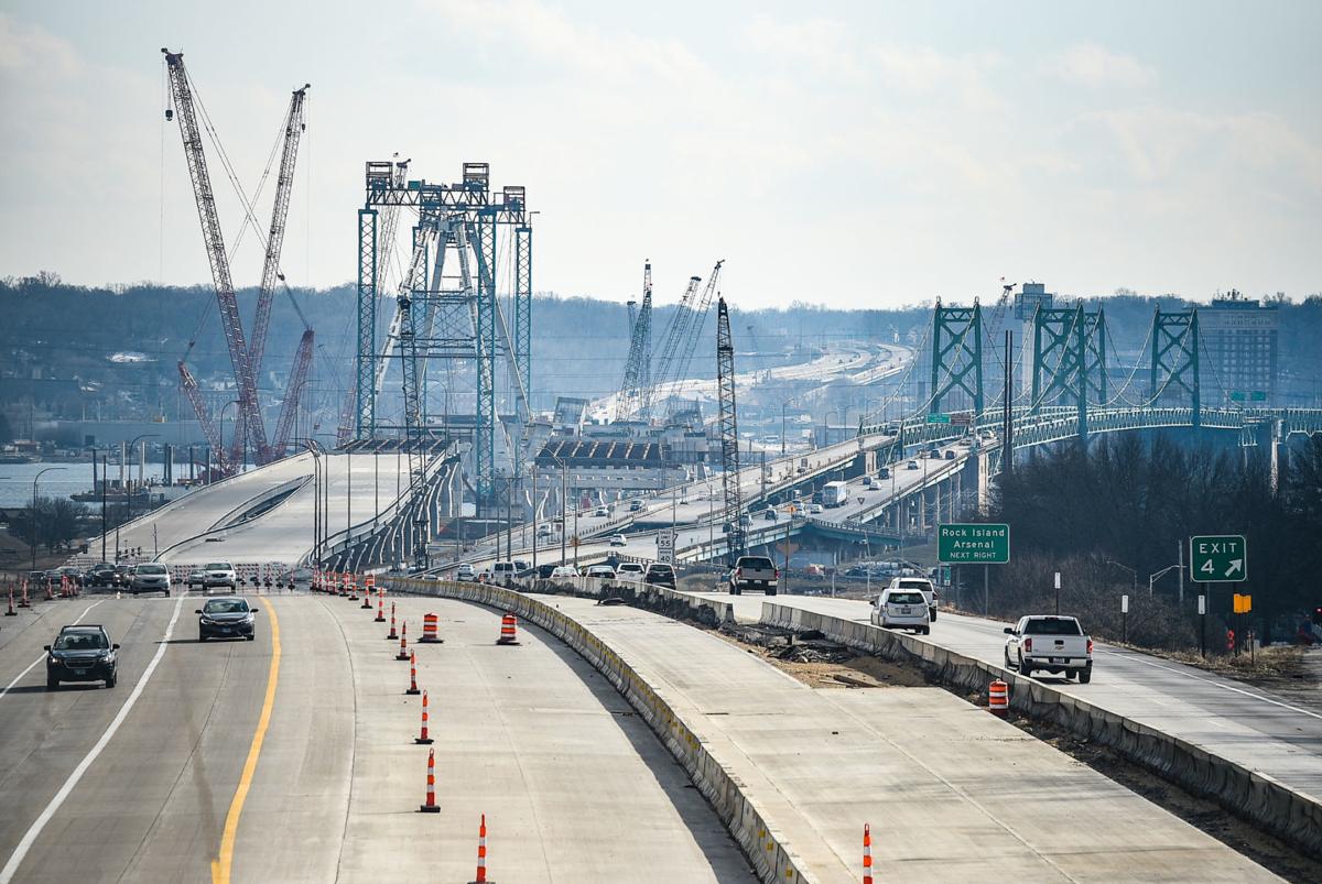 021120-qc-nws-bridge-001