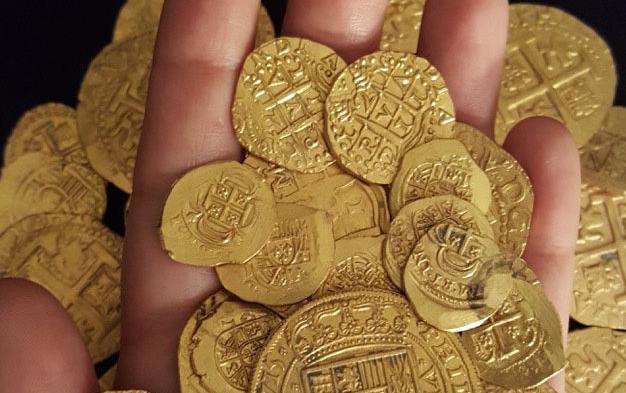 Sunken 1715 Spanish Treasure Ship Yields More Gold Coins Qconline sunken-1715-spanish-treasure-ship-yields-more-gold-coins-qconline