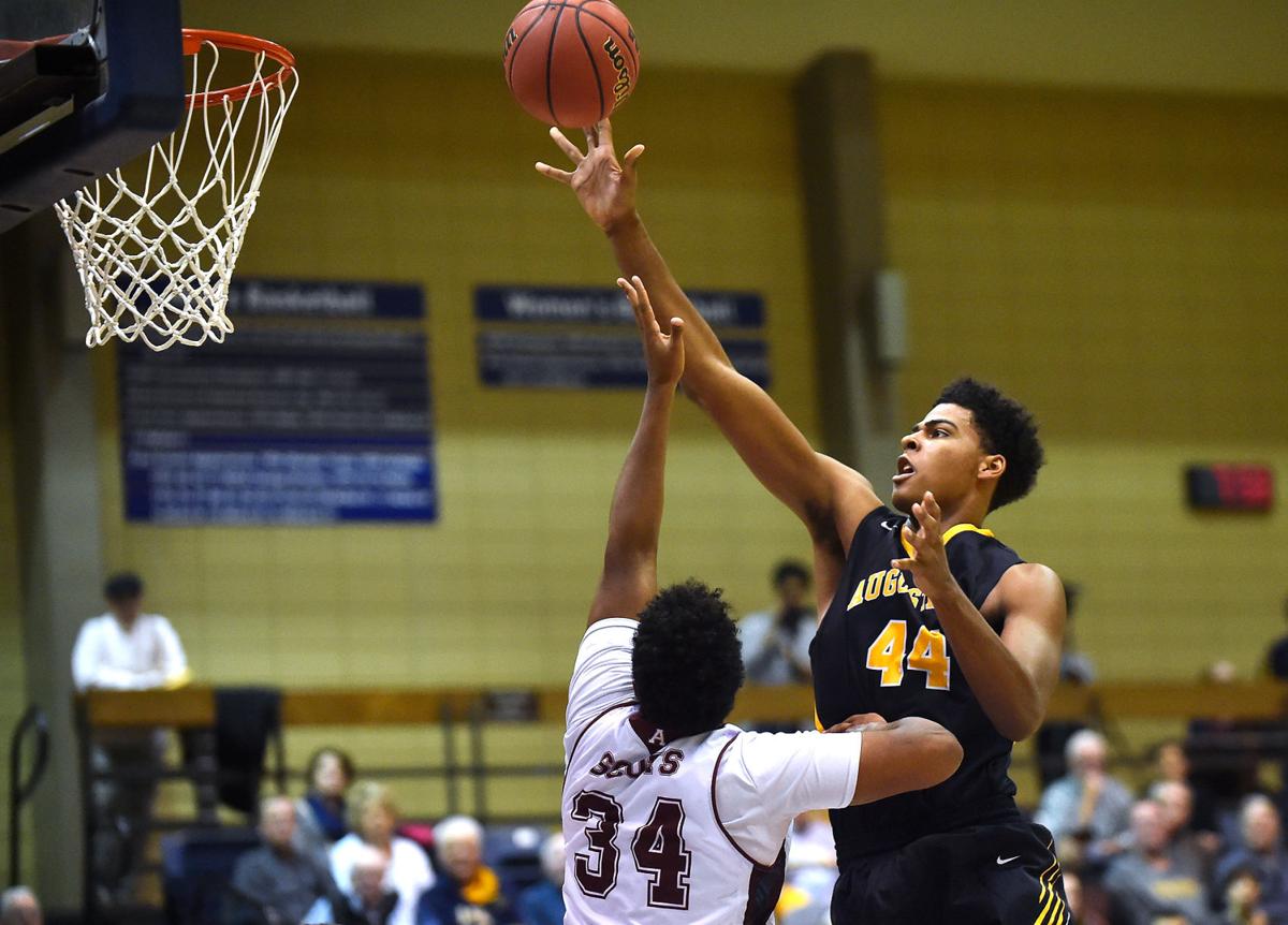 Augustana Finds A Way Sports Qconline Com