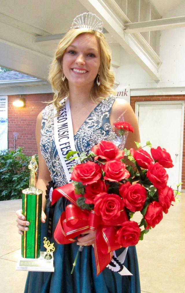 Queen crowned at Geneseo Music Festival