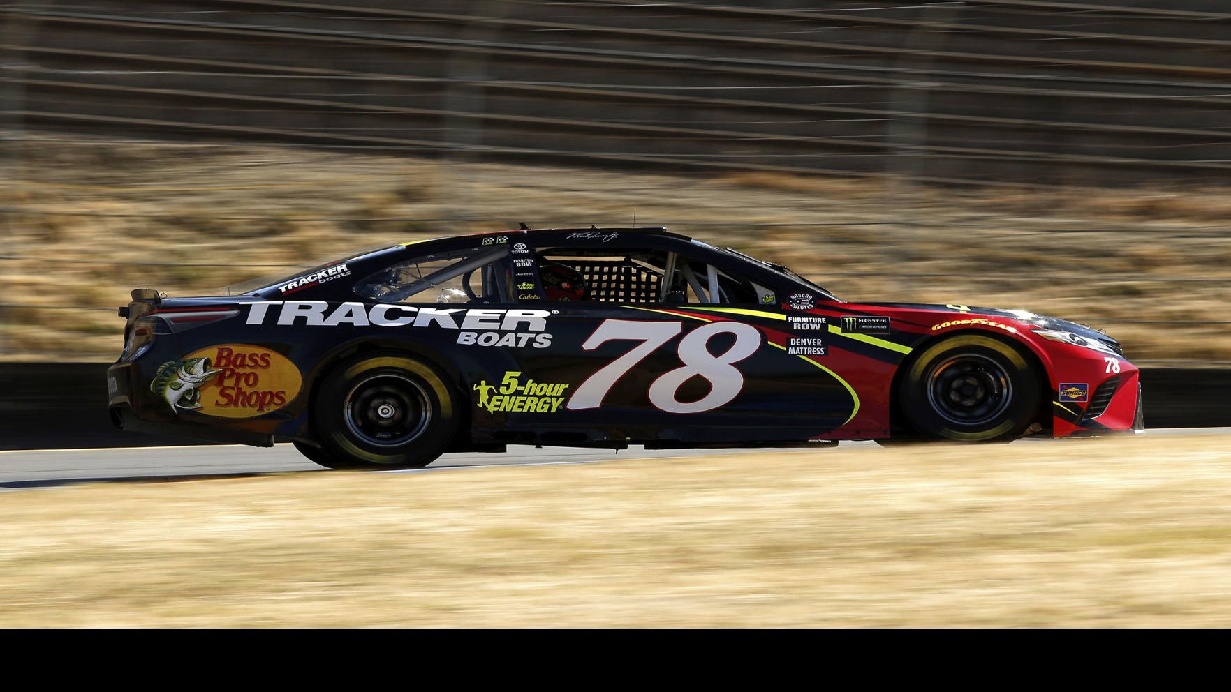 Larson Wins Pole At Home Track In Sonoma Truex To Start 2nd