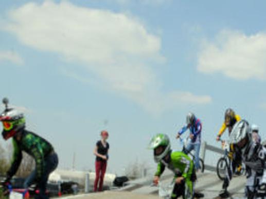 Depauw Leads Bmx Racing Resurgence Sports Qconline Com