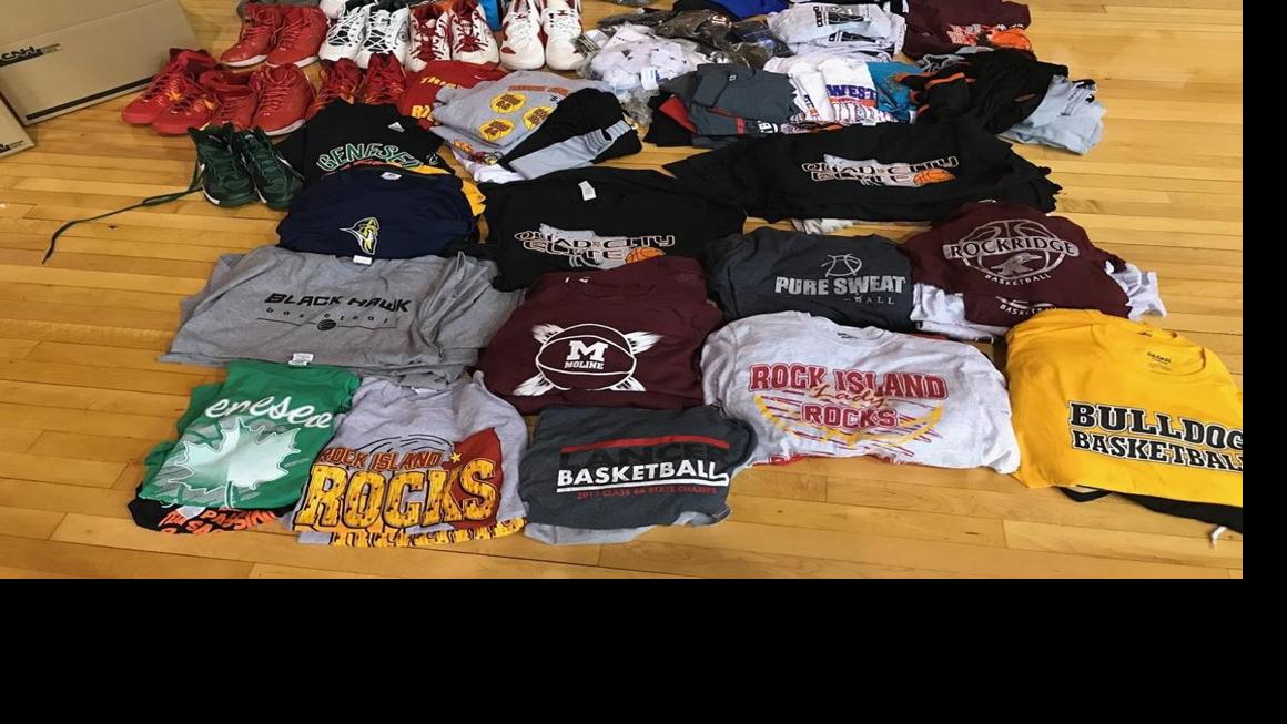 Q C Hoops Teams Lend Support To Houston Qc Prep Sports