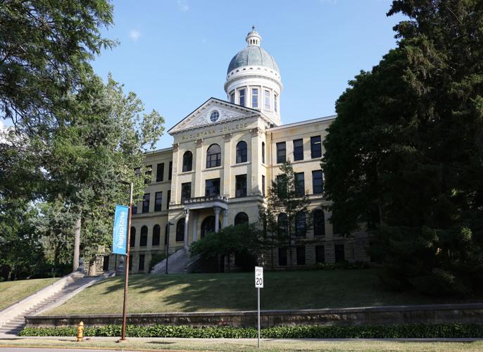 QuadCities colleges announce 2024 fall enrollments