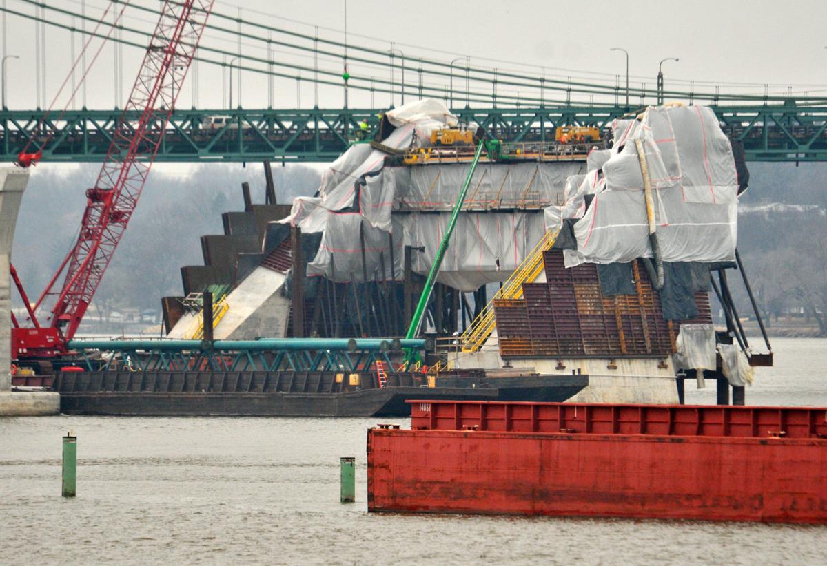 New Interstate 74 Bridge Arch Soon Will Rise From The Mississippi Local News Qconline Com There will also be lane closures on grant street/u.s. new interstate 74 bridge arch soon will