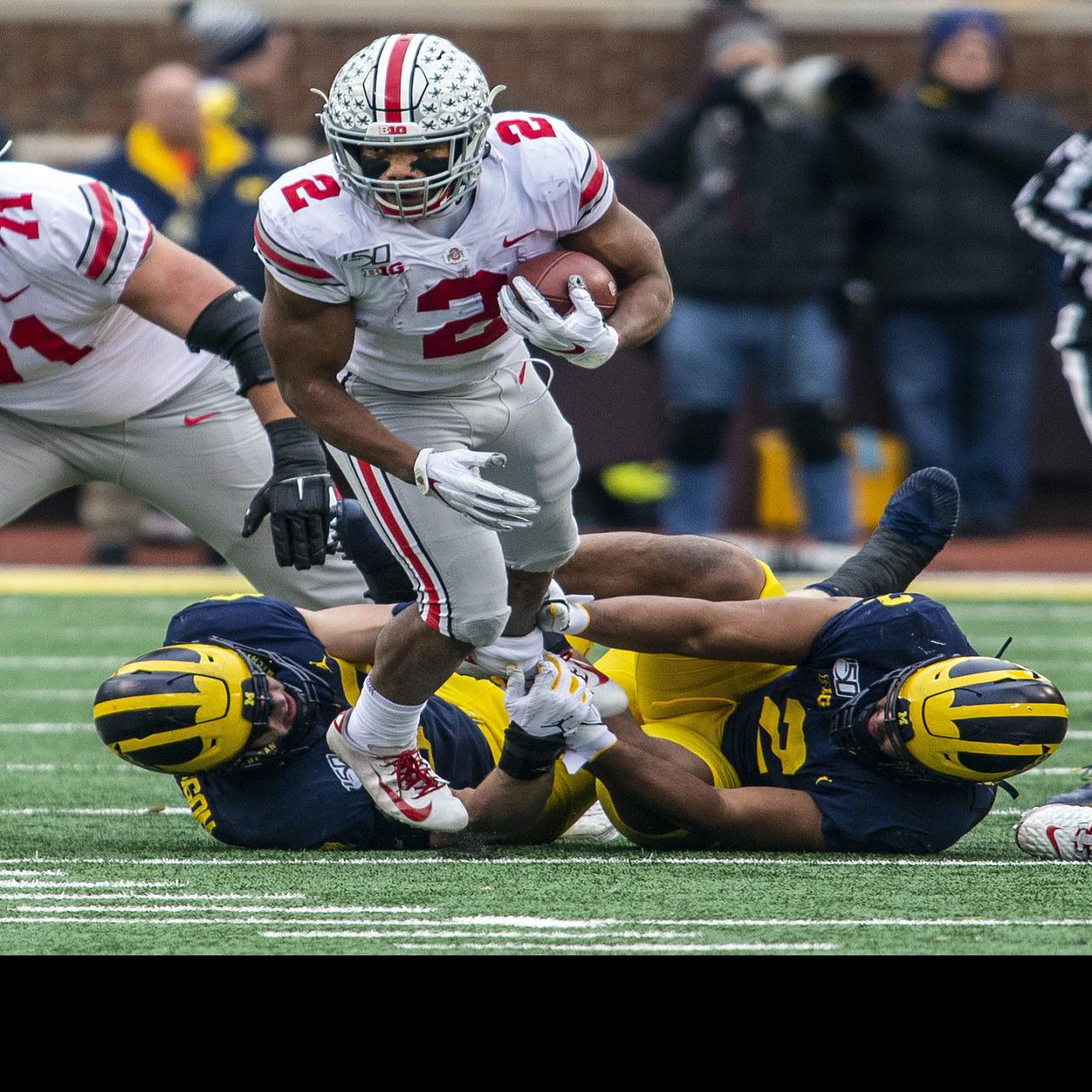 Dobbins Fields Power No 2 Ohio State Past No 10 Michigan