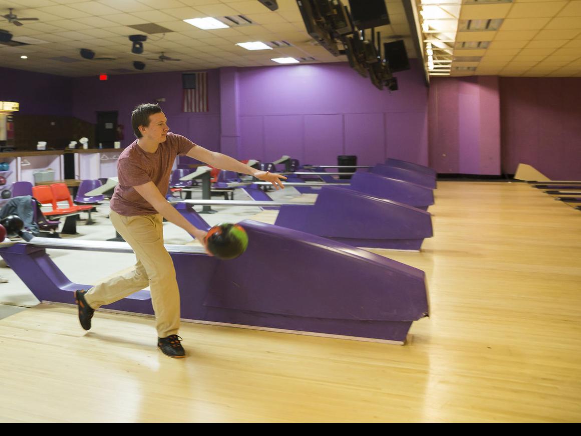 Final Frame Set Sunday At Milan Lanes Local News Qconline Com