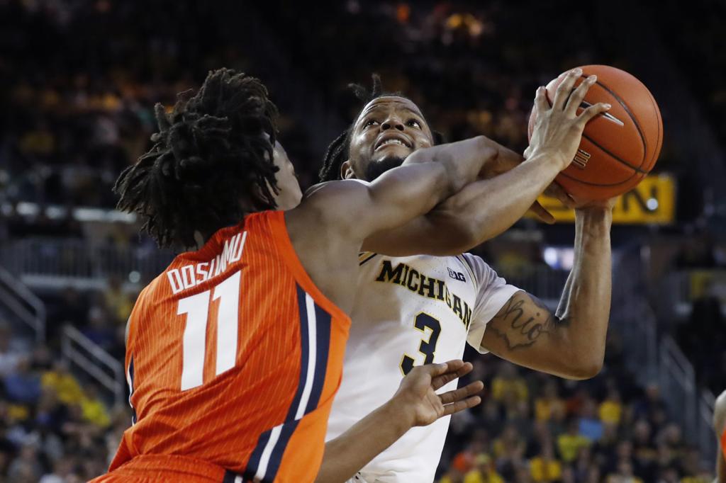 Dosunmu Saves Illini In Final Seconds Basketball Qconline Com