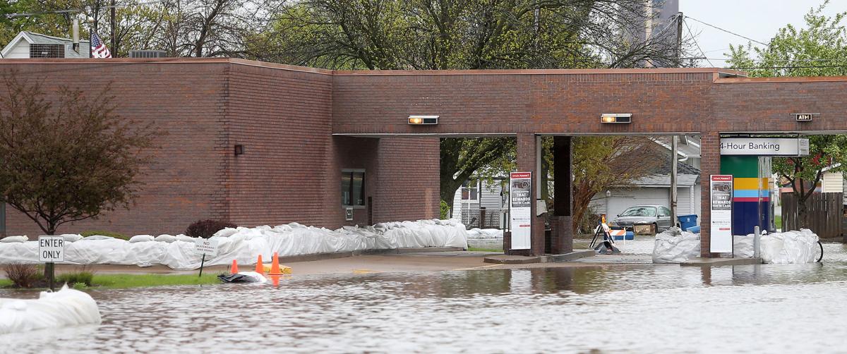 Crest Not Here Yet Will Latest Flood Fighting Efforts Hold