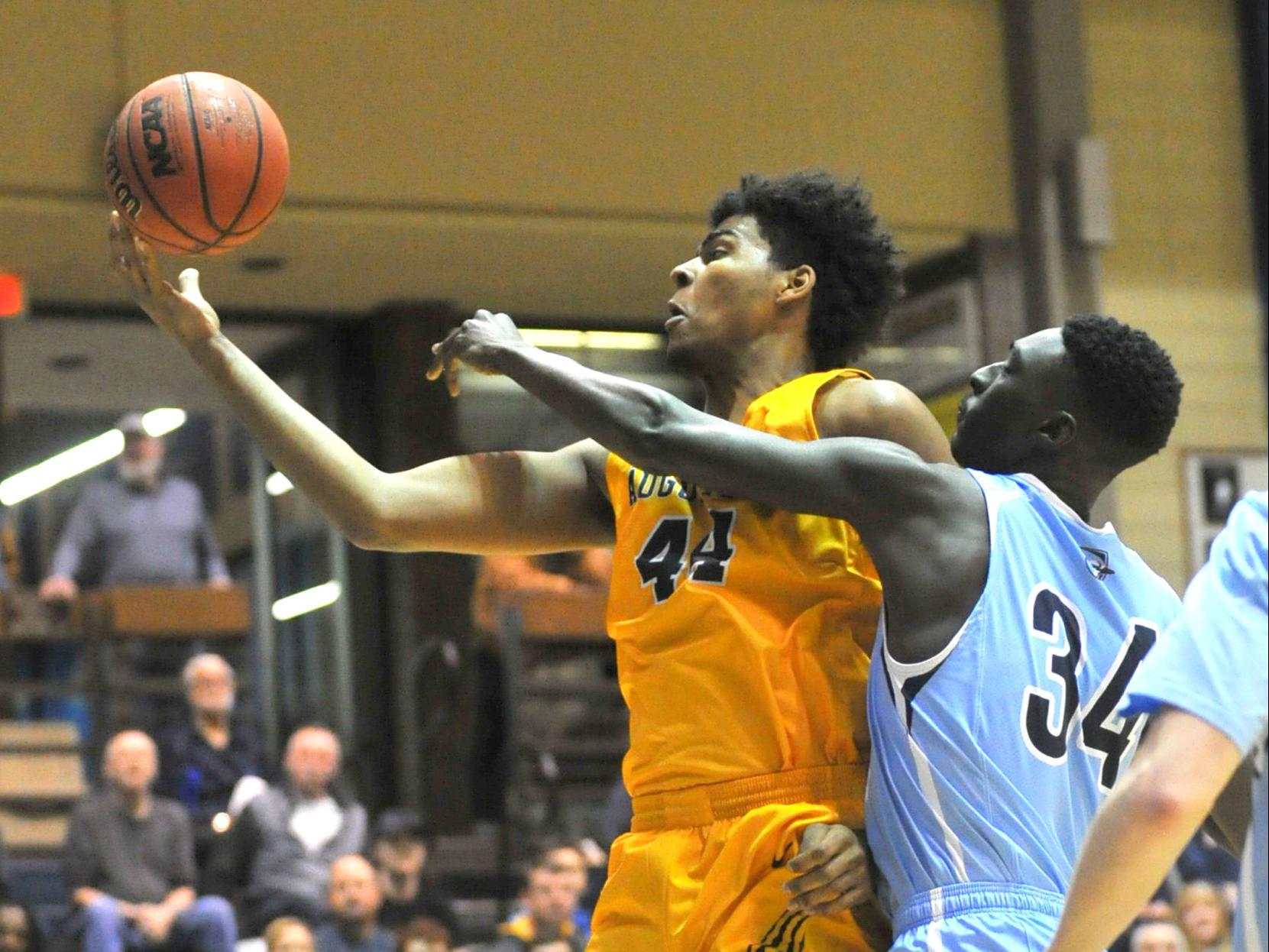 Carver Magic Strikes Again Wofford 3 At Buzzer Gives Augie Upset