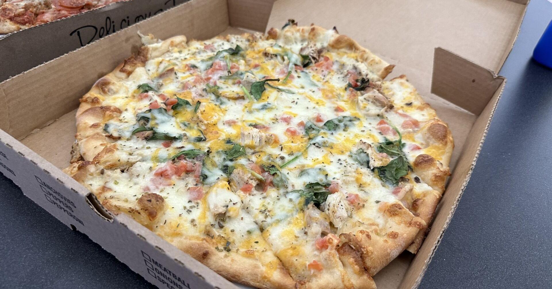 Best thing I ate: El Chapo at Bad Boyz Pizza in Moline - Vimarsana News
