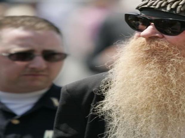 Zz Top S Billy Gibbons Returns To Rock His Role On Bones Life Qconline Com