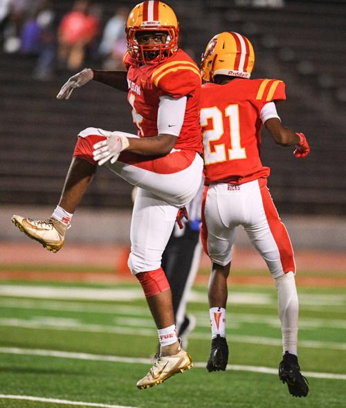 082721-qc-spt-ri-football-021