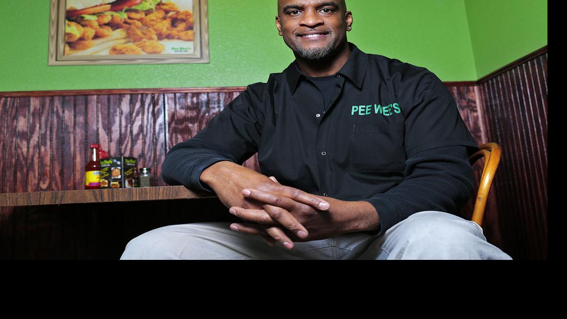 Pee Wee S Opens For Business Today In Rock Island Local