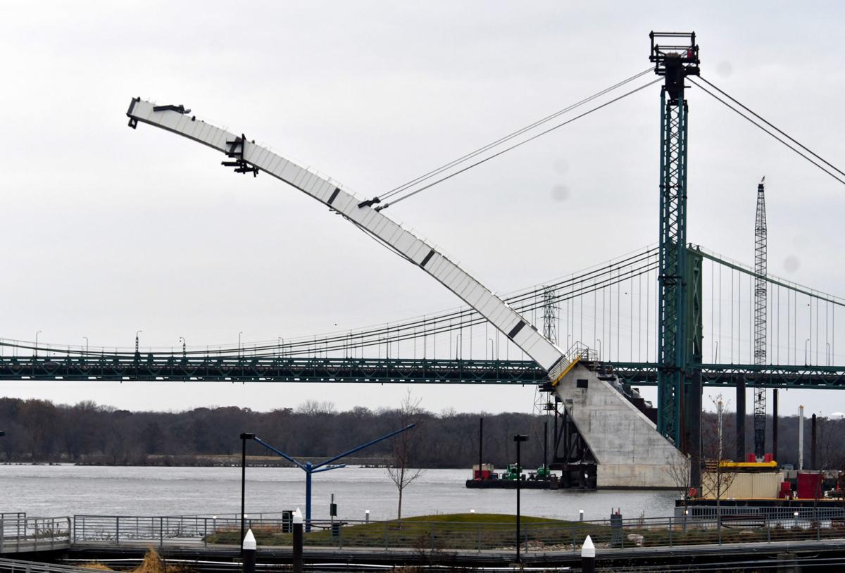 Interstate 74 bridge construction
