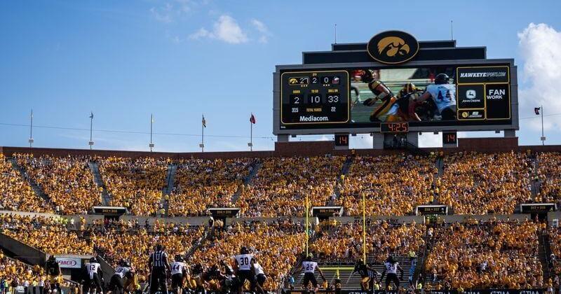 Big Ten bands rally around Hawkeyes after Derek Phillips' death