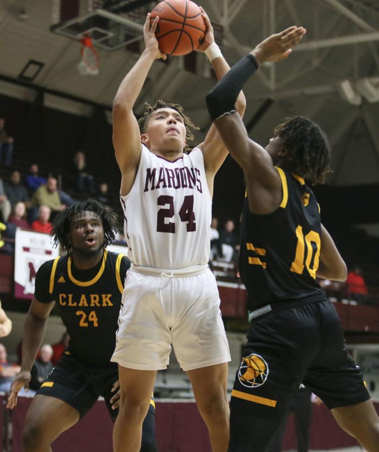Photo Eastbay Basketball Shootout Moline