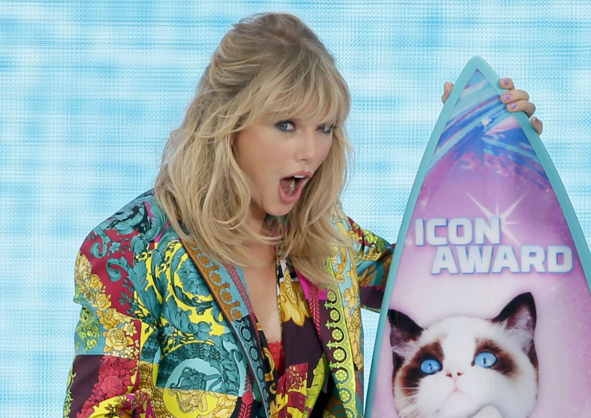 Photos Check Out Some Of The Top Moments At The 2019 Teen Choice