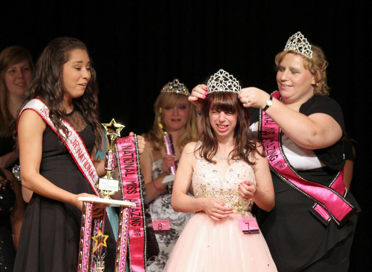 Davenport teen wins pageant for girls with special needs 