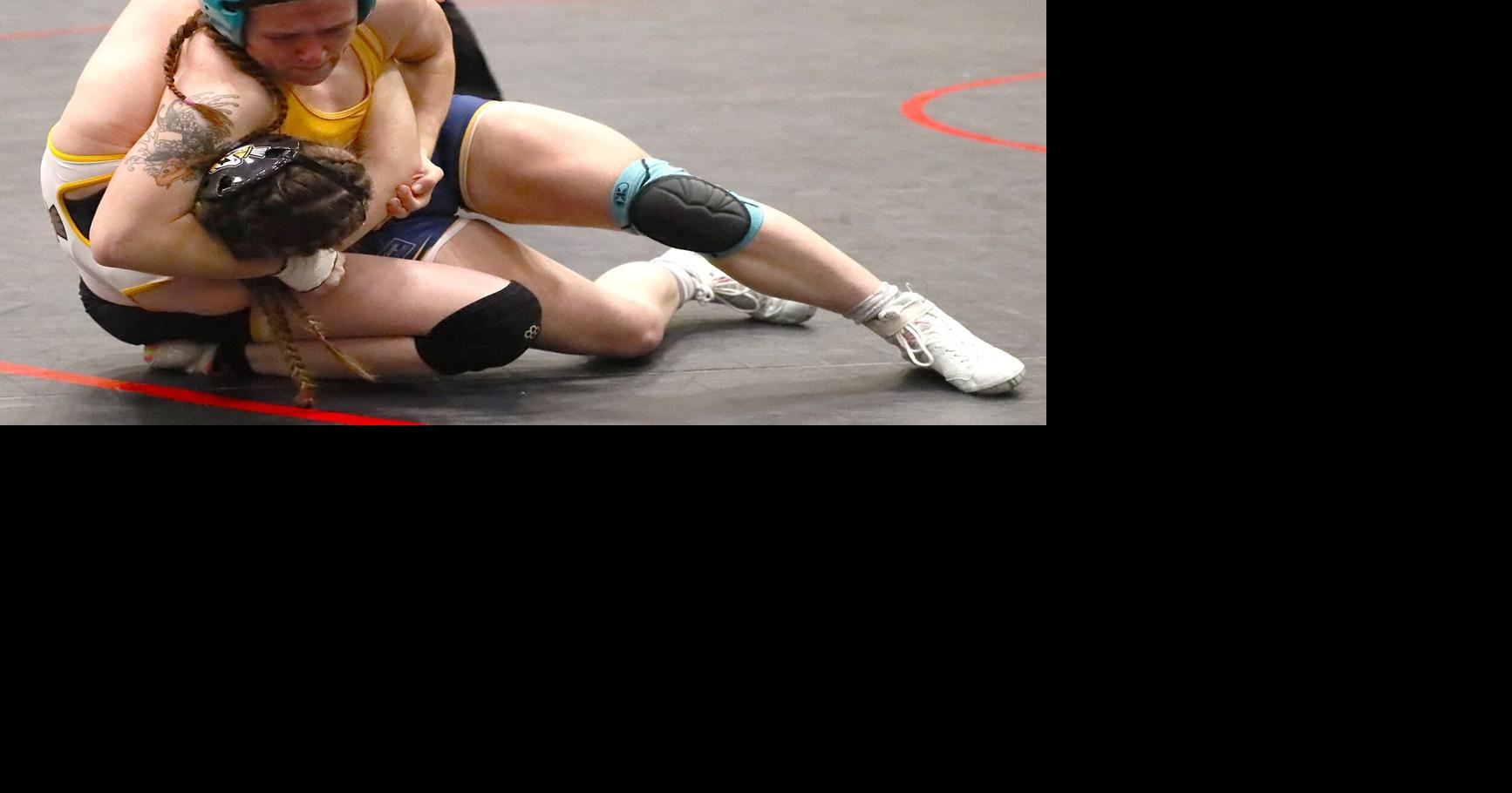 Augustana’s Aine Moffit wins national title, leads family-filled weekend on the mat