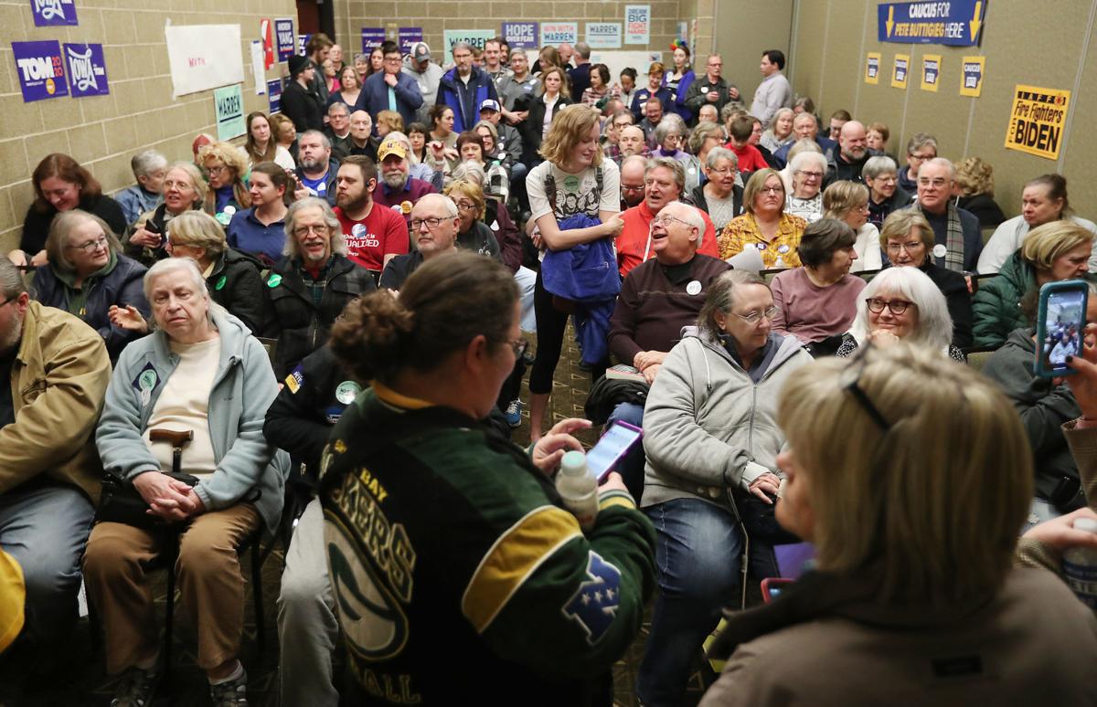 020420-ia-caucus-ks-014