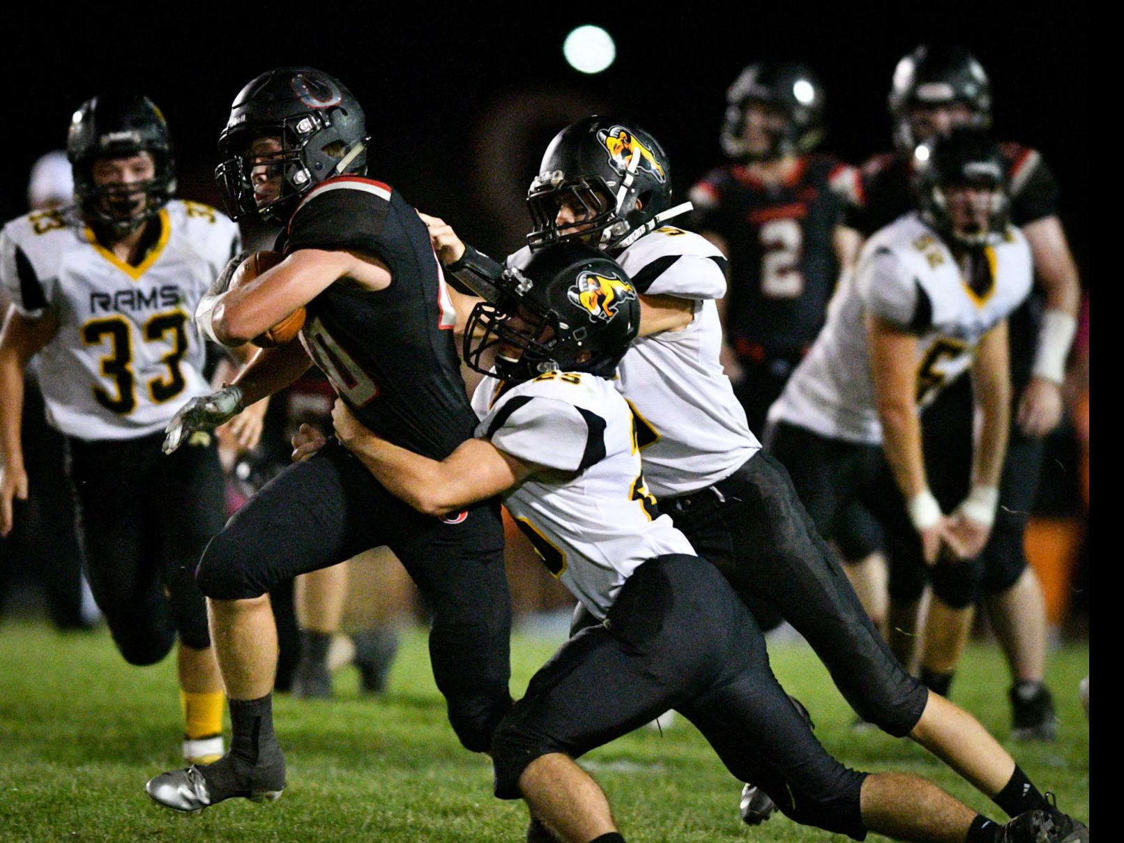 Top Ranked Orion Football Charges Past Riverdale Qc Prep Sports Qconline Com