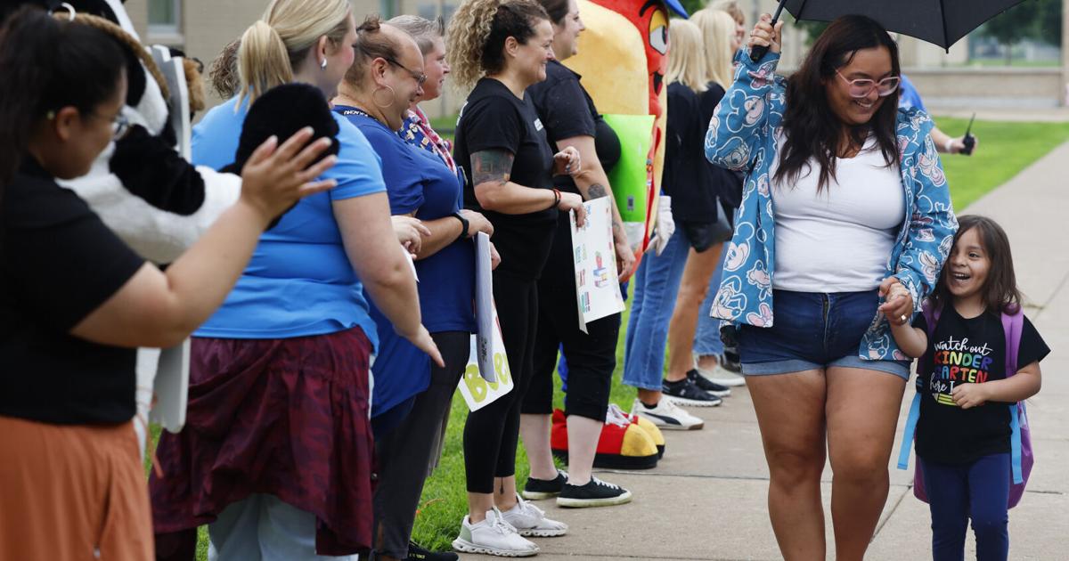 Photos: First day of school at George O. Barr Elementary in Silvis