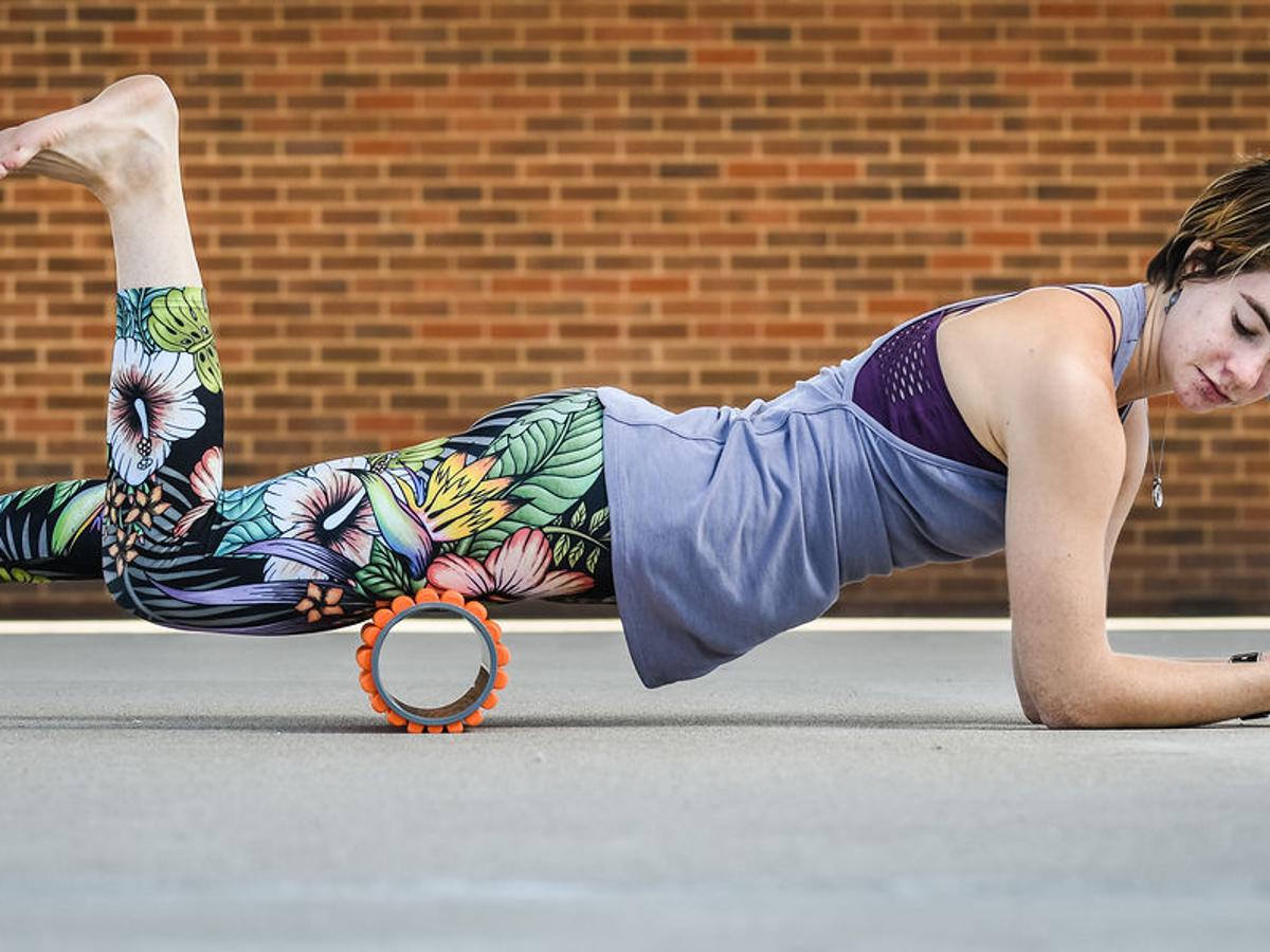 Tight Painful Muscles Roll Them Out Healthy Living Qconline Com