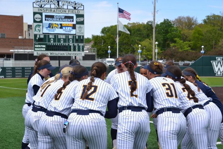 Softball falls to IWU; advances to championships after walk-off against North Central