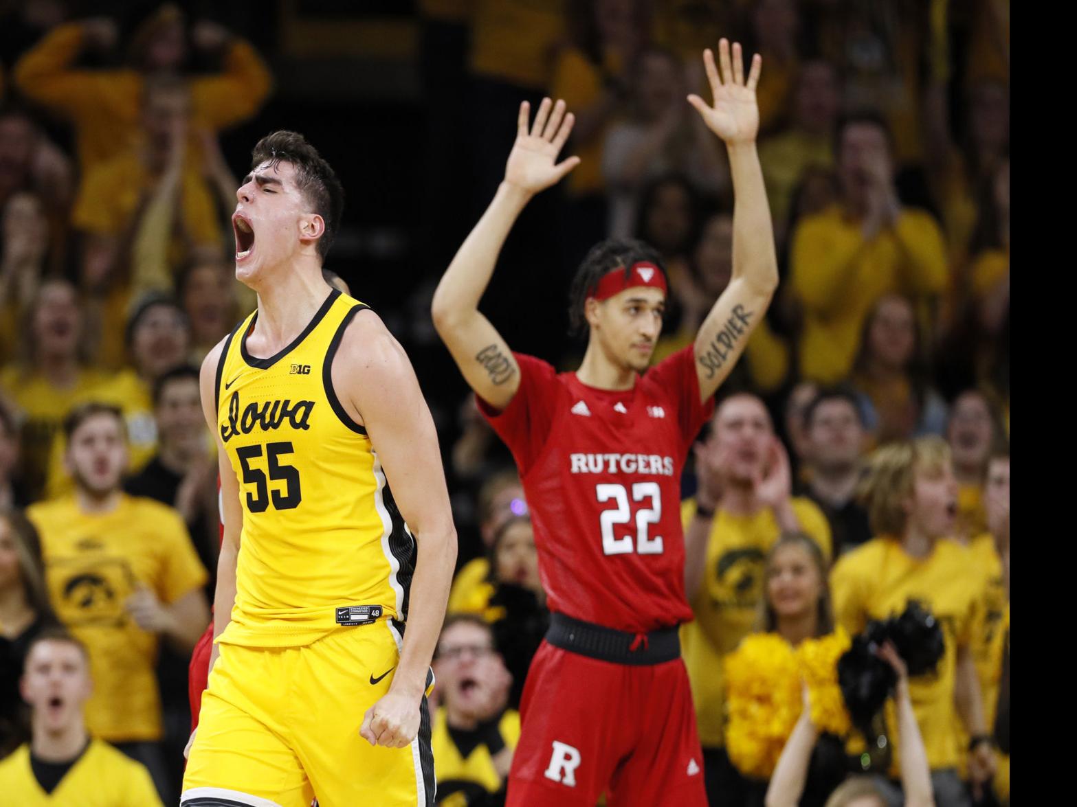 Hawkeyes Offense Lights Up Rutgers Basketball Qconline Com