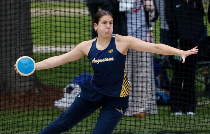 Frere headlines record-setting day at Augustana Penultimate Qualifer