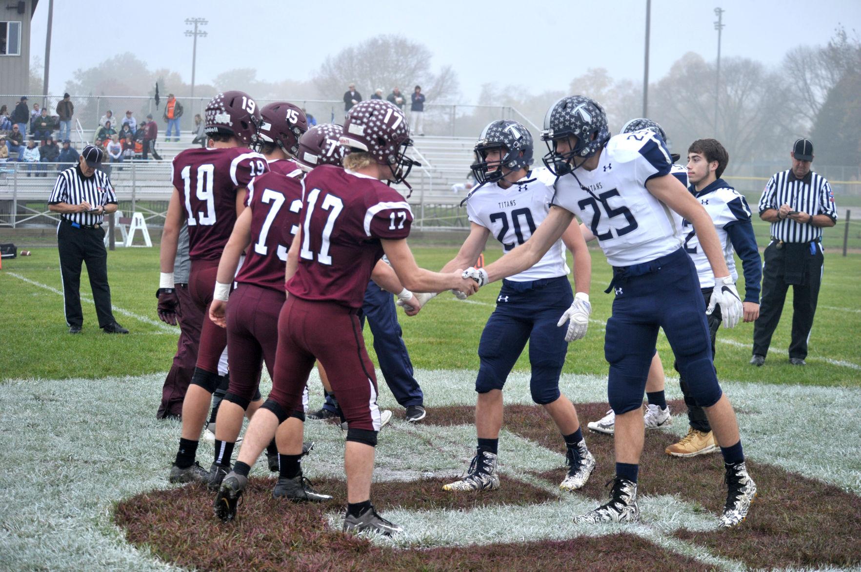 Class 1A Football Playoffs AnnawanWethersfield Titans at Princeville