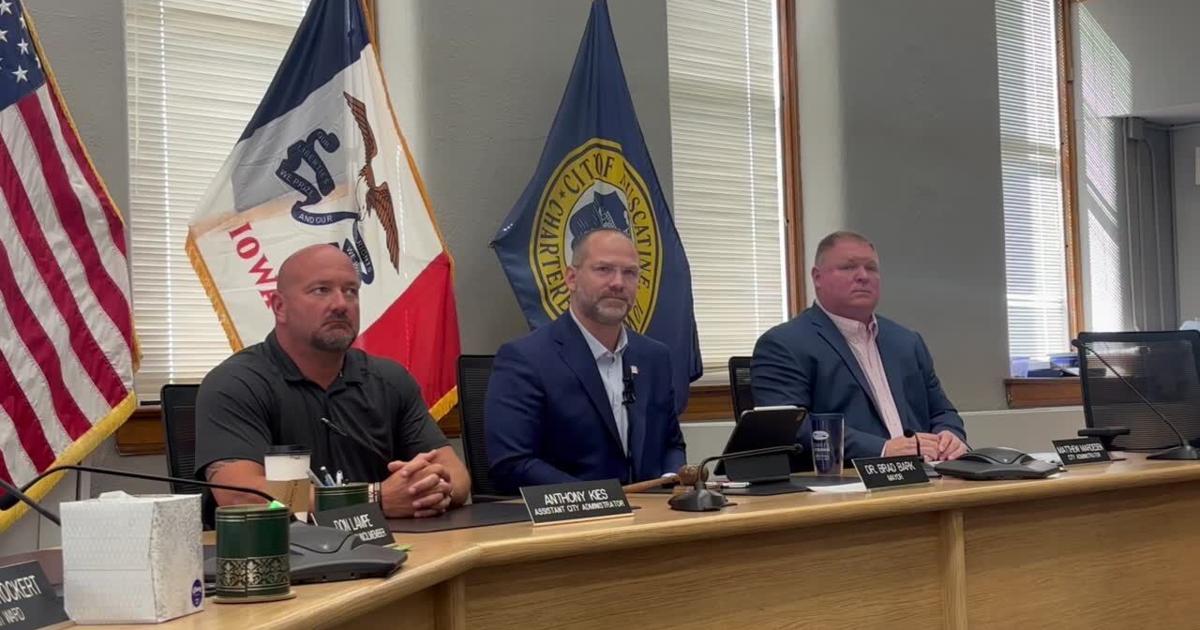 Watch as Muscatine officials discuss plans to stabilize downtown structures