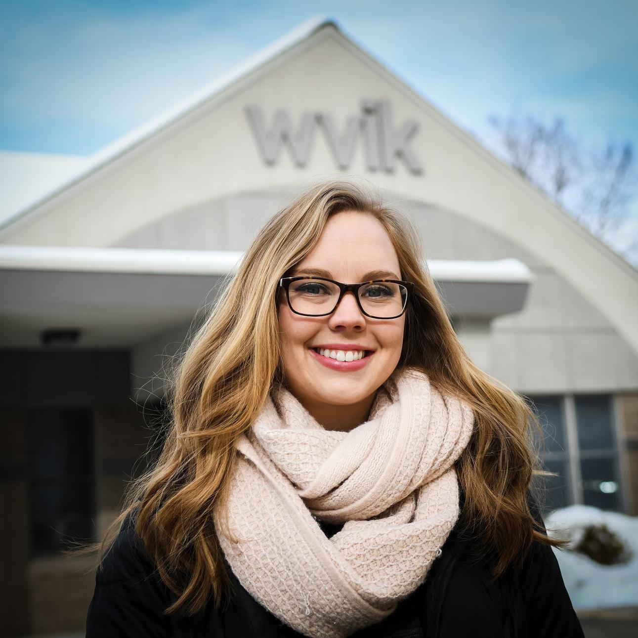 Wvik Producer Hired By Cbs News Local News Qconline Com