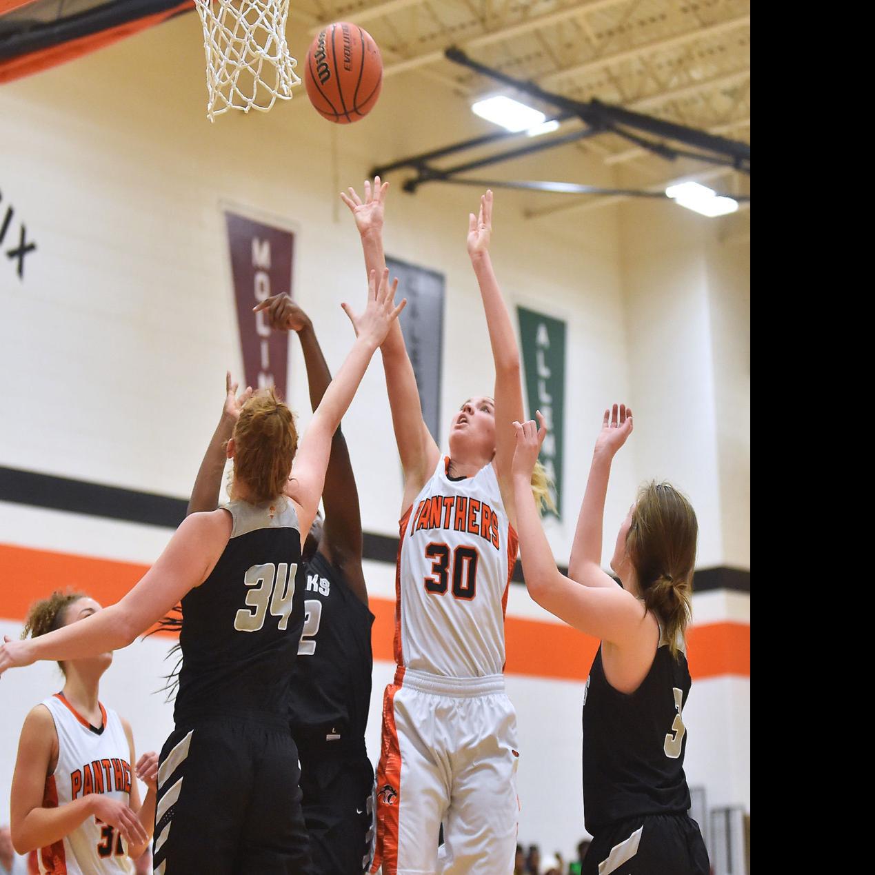 O Brien Makes It 5 Straight Double Doubles In Ut Girls Win Qc