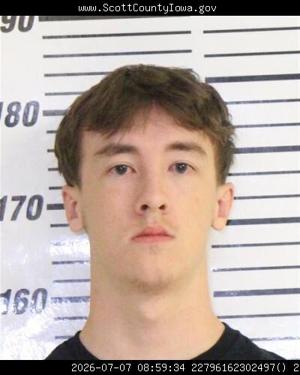 Davenport man faces sexual abuse, child exploitation charges