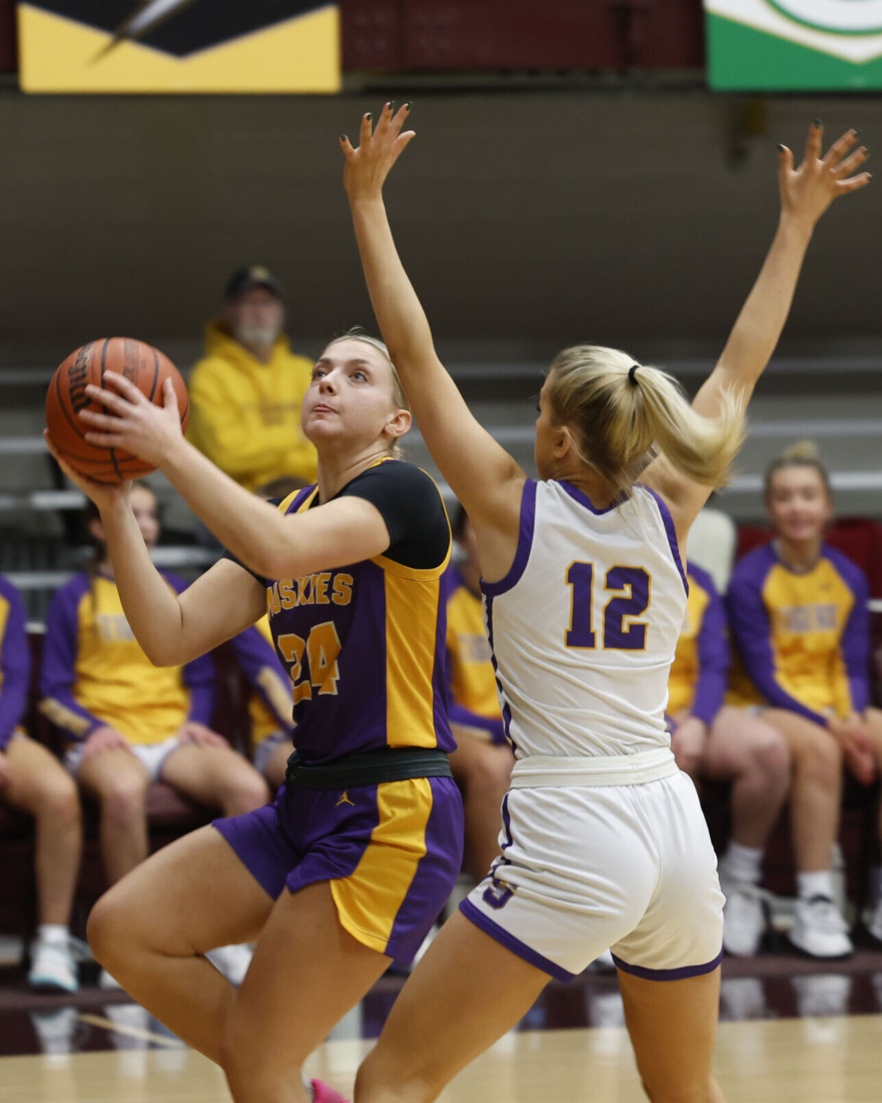 Annie Zillig’s 28 Points Propel Muscatine High to Victory over Sherrard Tigers