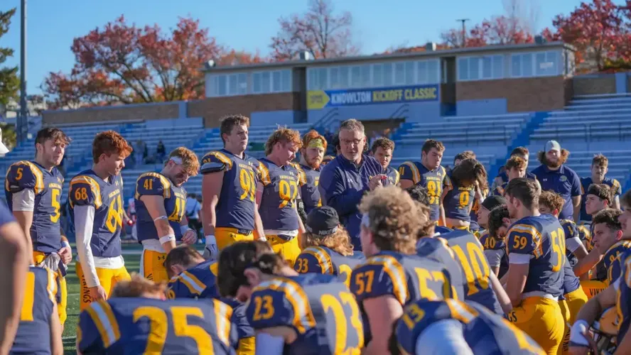 Football opens 2026 campagin against Simpson