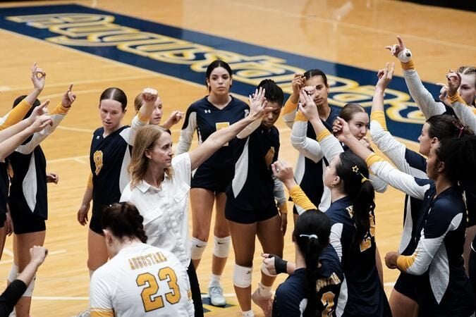 Vikings swept on Senior Day