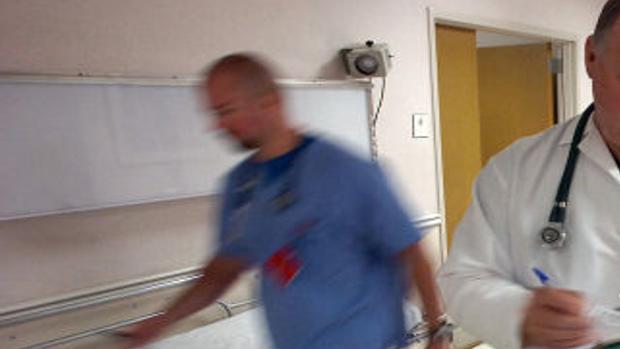 Chaos And Satisfaction On Medicine S Front Lines Local News Qconline Com